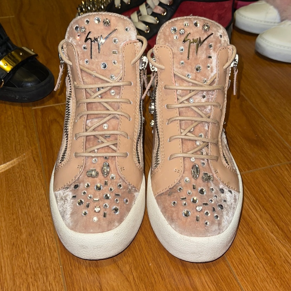 GIUSEPPE ZANOTTI Beige Suede Crystals Women Sneaker 37